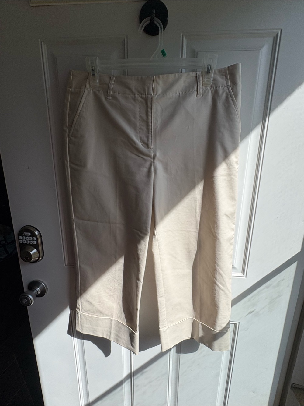 Ann Taylor Cream Wide-Leg Cropped Pants